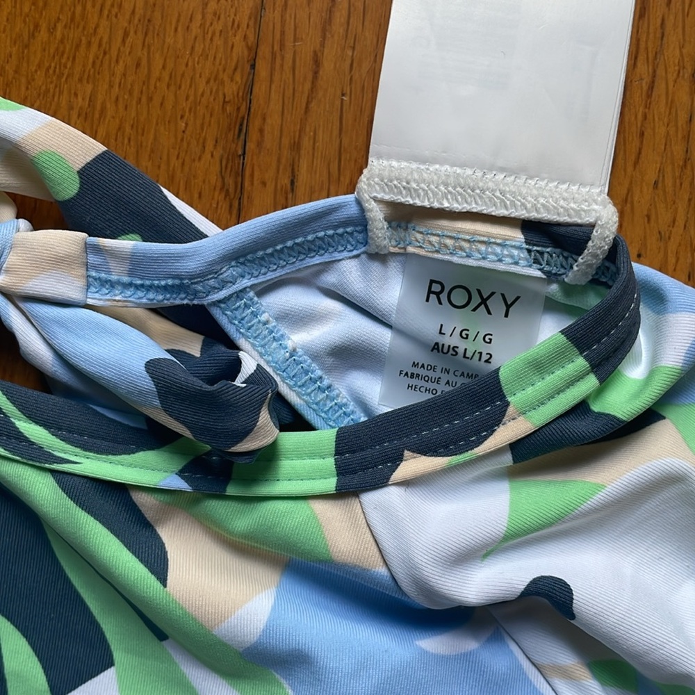 Roxy one piece bathing suit size large NWT - Picture 3 of 5